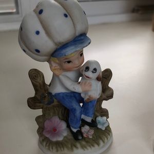 Figurines